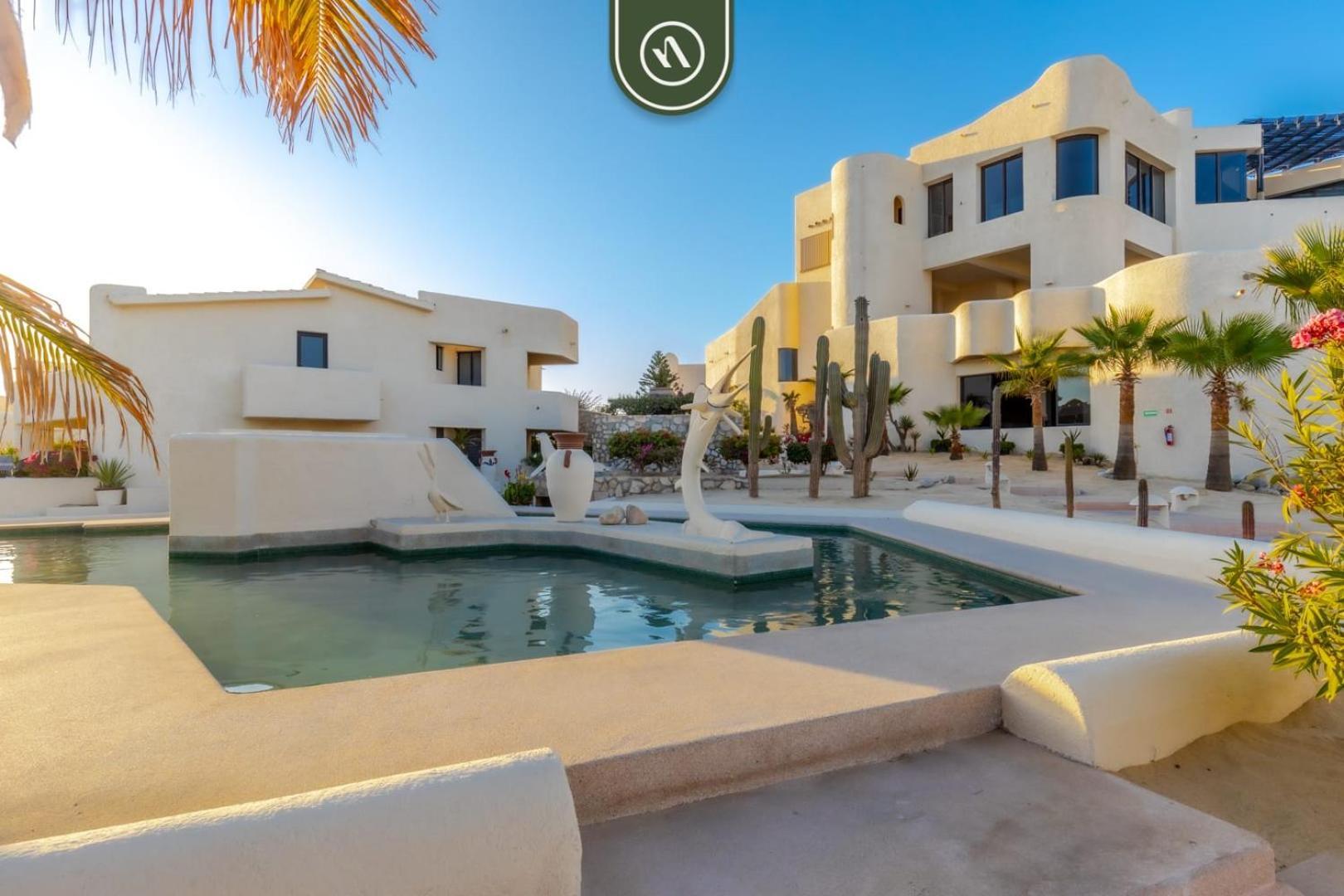 Beachview 3 Bedroom Condo - Oceanfront Pool - Beach Cabo San Lucas Exterior photo